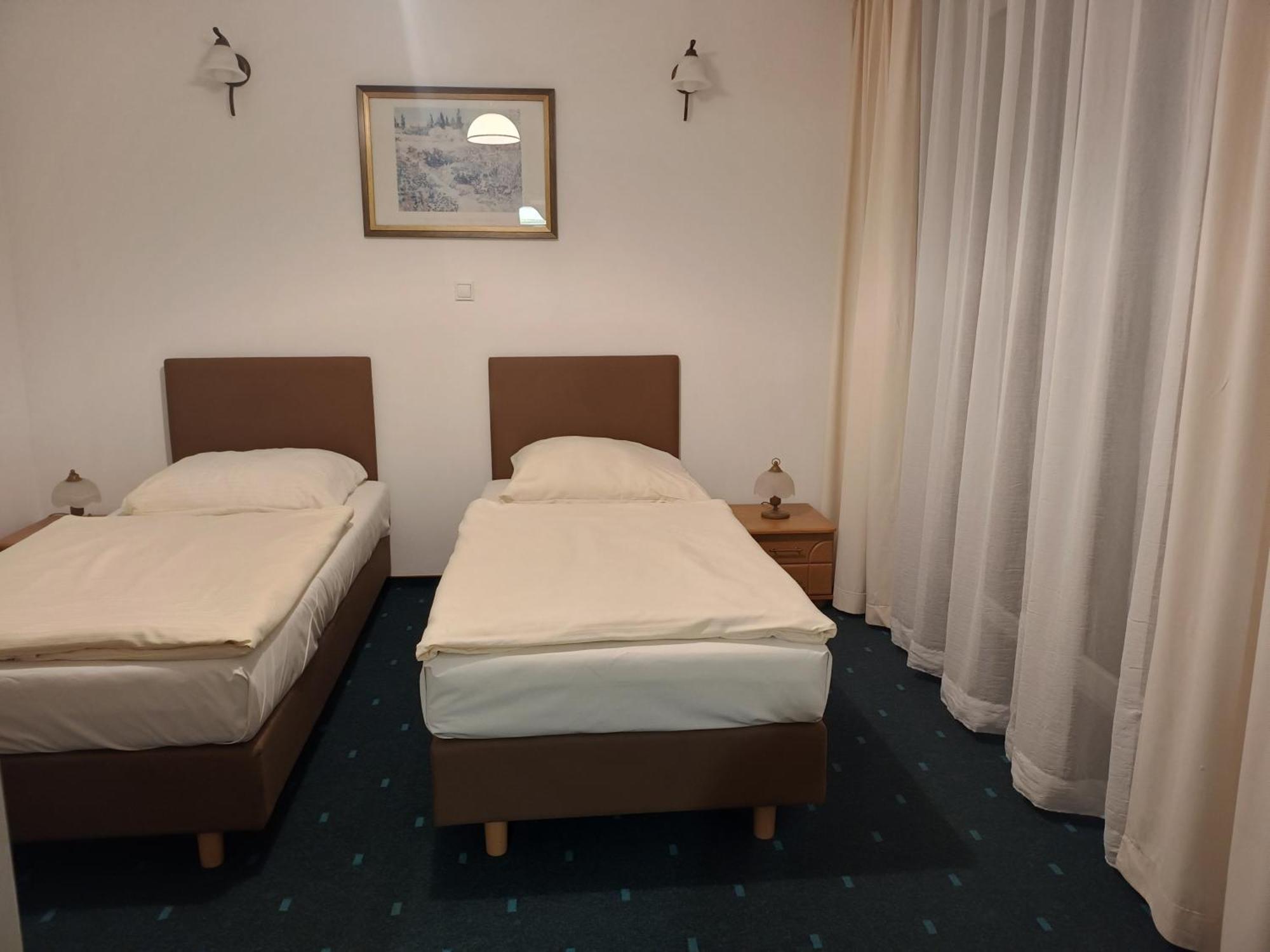 Hotel Olimpia Osrodek Przygotowan Sportowych Rybnik  Zewnętrze zdjęcie